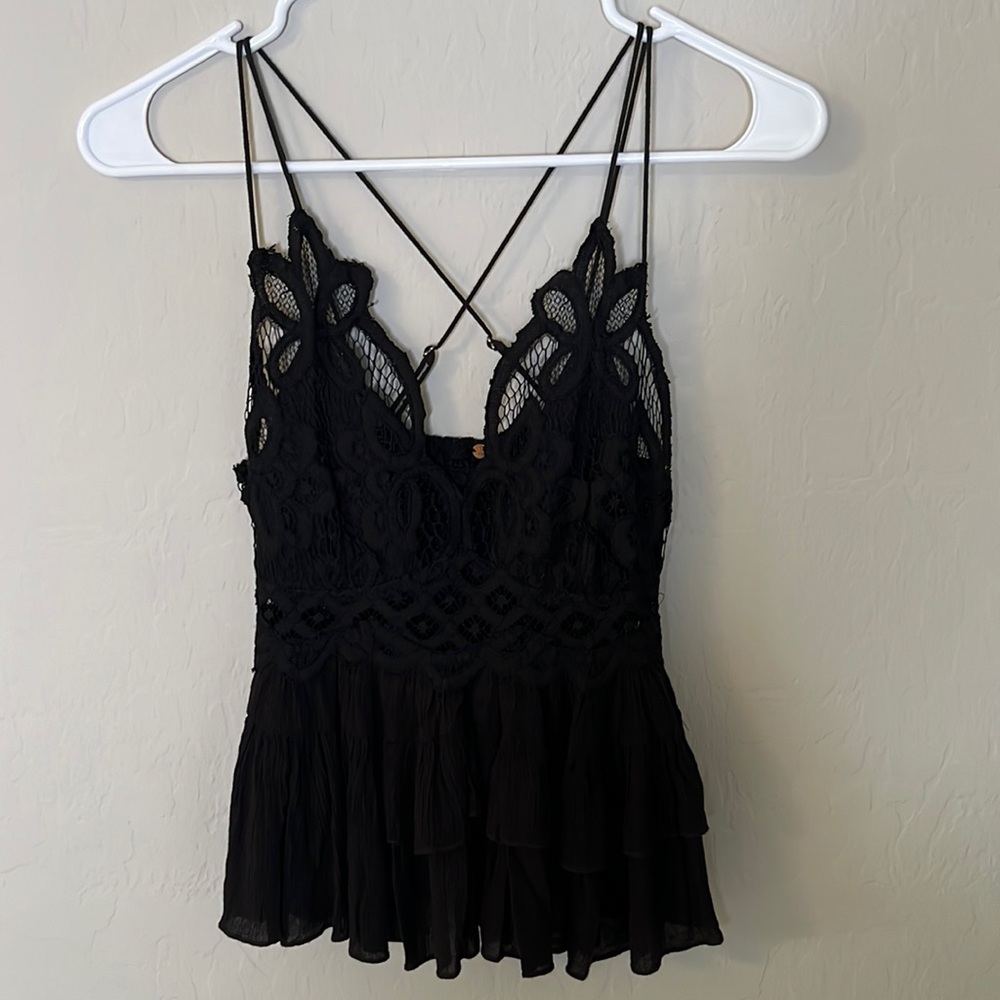 Free people top. Size XS.